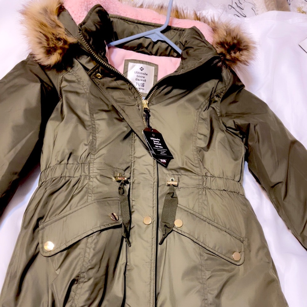 Girl Winter jackets. Size 14/16. Ultimate snow jackets brand